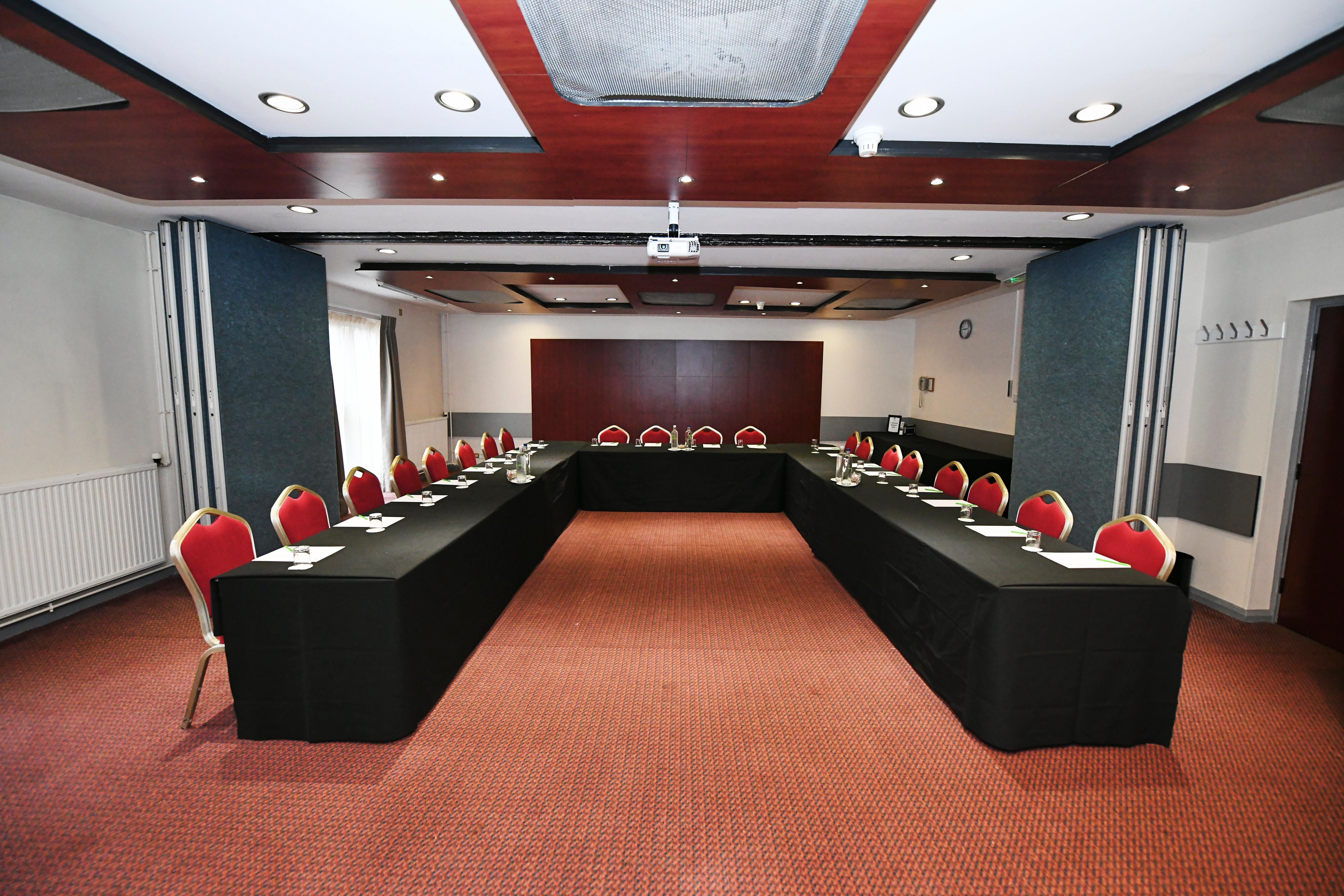 Holiday Inn Telford Ironbridge By Ihg Exteriör bild