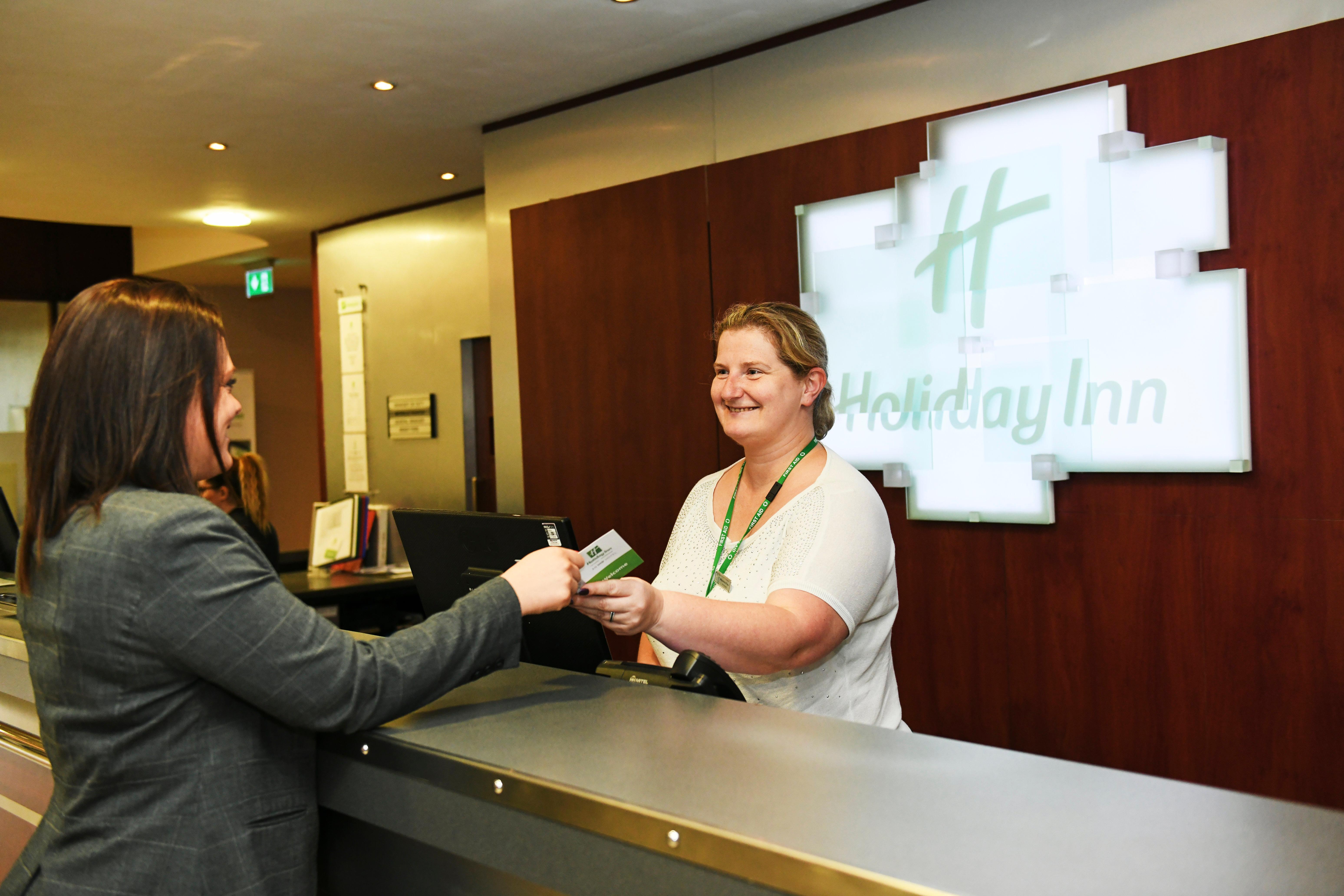 Holiday Inn Telford Ironbridge By Ihg Exteriör bild