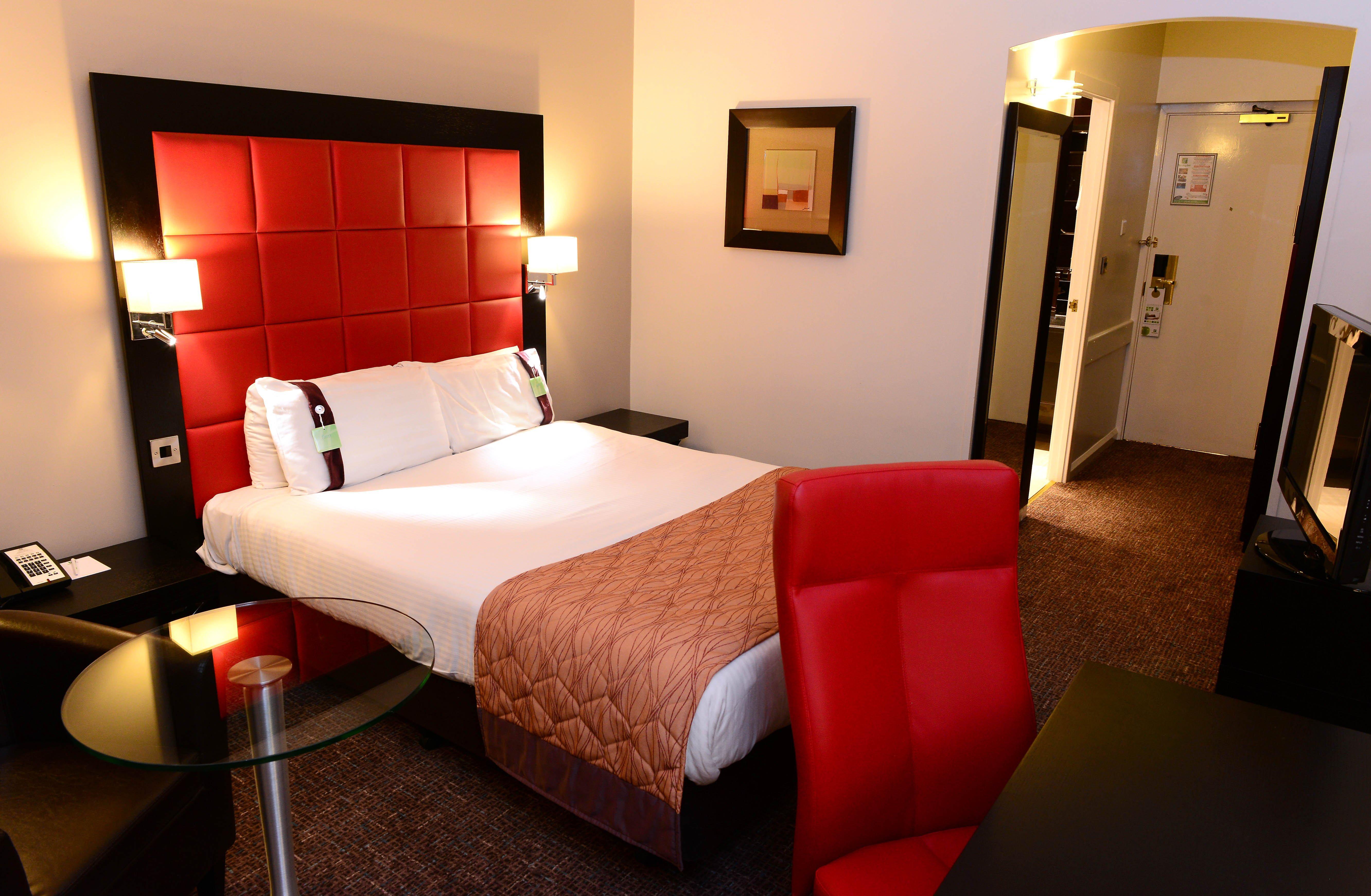 Holiday Inn Telford Ironbridge By Ihg Exteriör bild