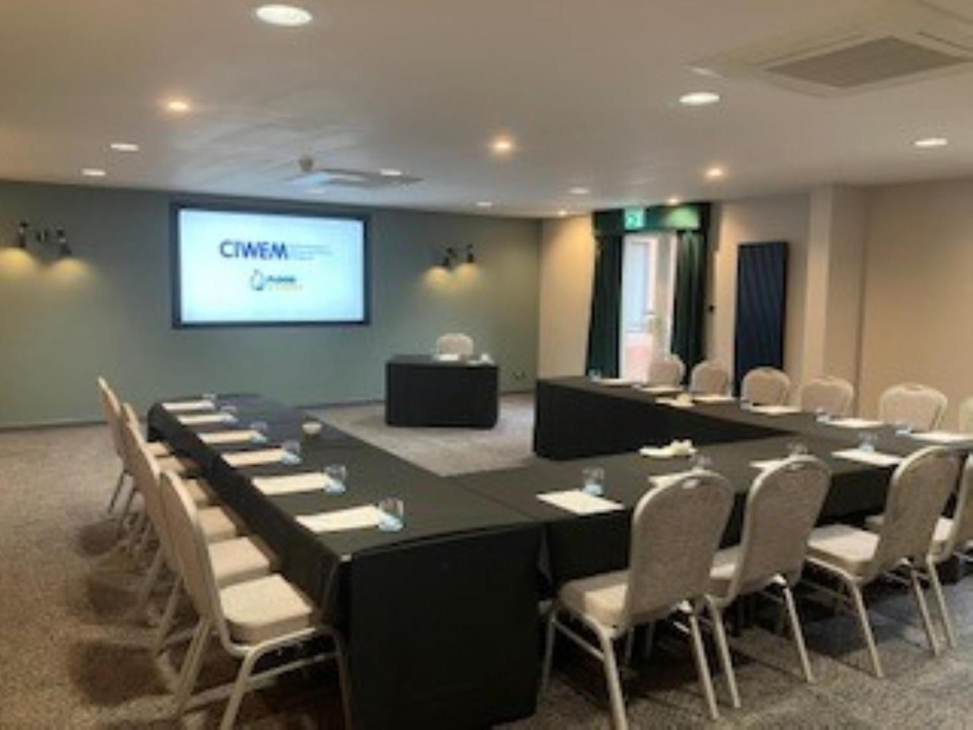 Holiday Inn Telford Ironbridge By Ihg Exteriör bild