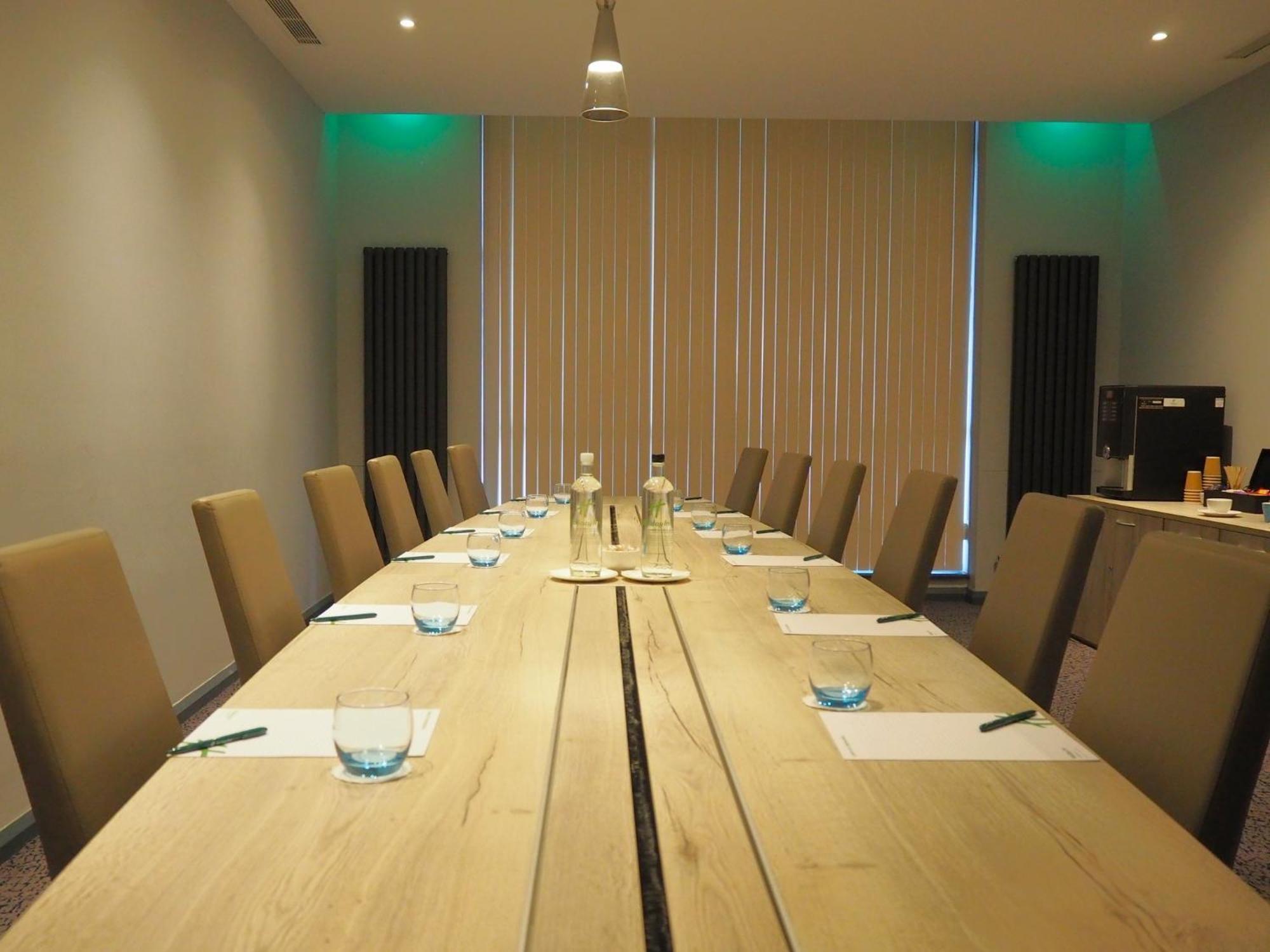 Holiday Inn Telford Ironbridge By Ihg Exteriör bild
